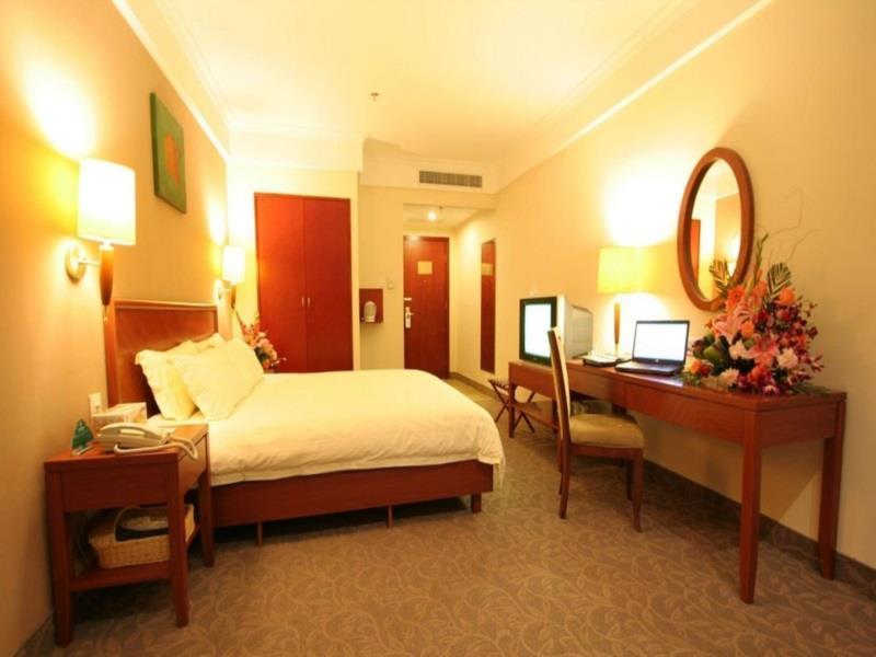 Greentree Inn Shandong Qingdao Railway Station Zhanqiao Yacht Wharf Express Exterior foto