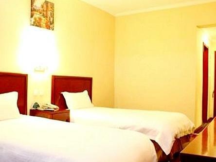 Greentree Inn Shandong Qingdao Railway Station Zhanqiao Yacht Wharf Express Exterior foto